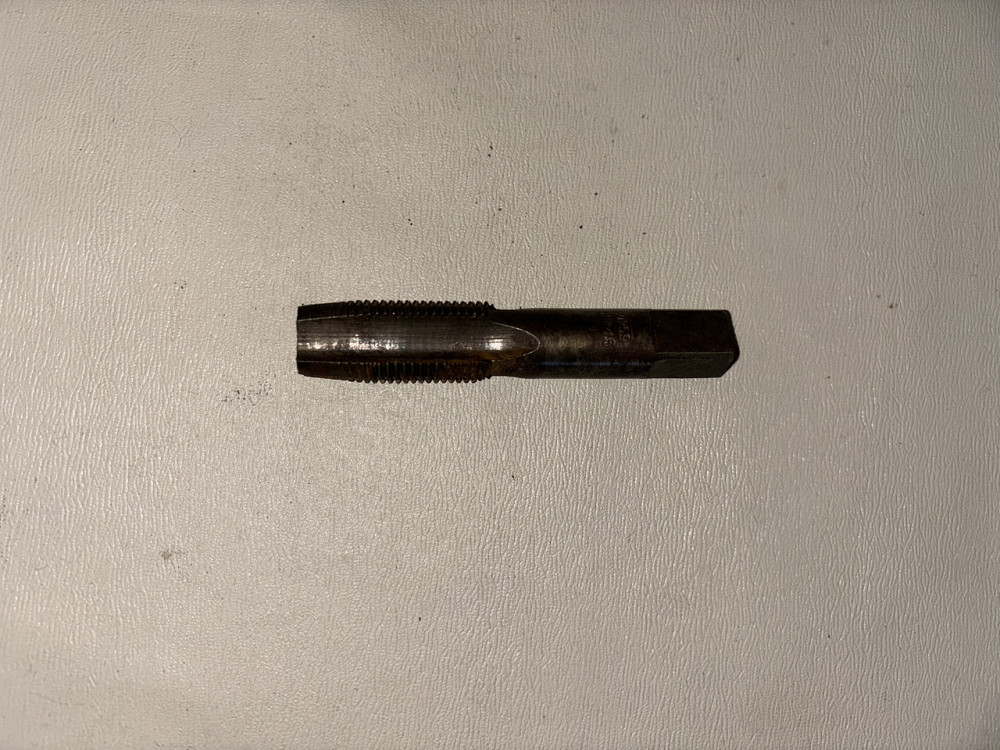 Метчик ручной М18х1.5 (0259). СССР. Харьков - изображение 1