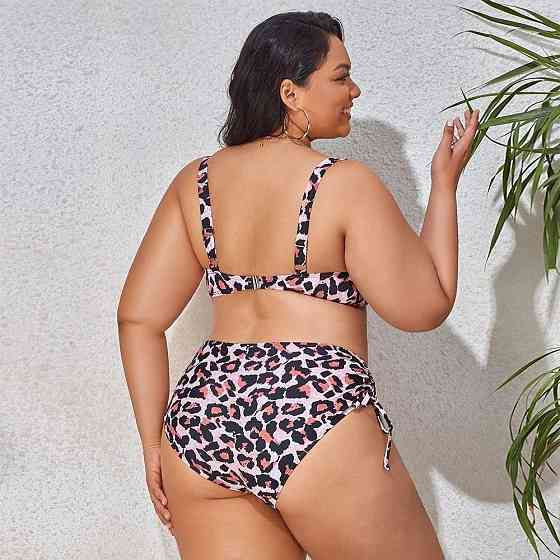 Жіночий роздільний купальник великих розмірів Plus Size з тонким поролоном та плавками сліпами із завищеною посадкою леопардовий Київ
