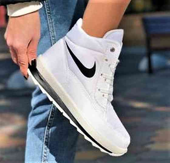 Зимові жіночі Кросівки на Меху Білі Найки Снікерси в стилі N!ke Дутики (розміри: 36,37,38,39,40,41) Дніпро