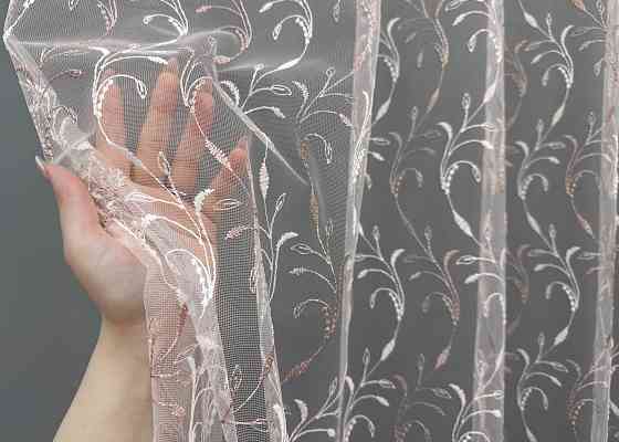 Тюль VR-Textil 1646т Фатин с вышивкой Белый с пудровым 300х270 см (42-0928) Киев