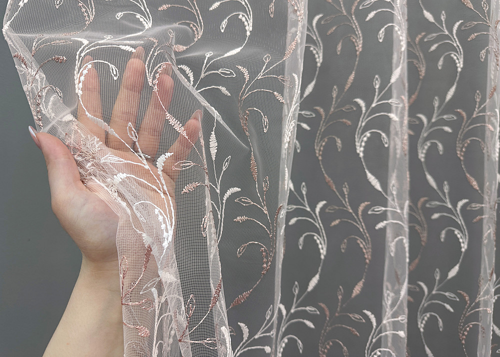 Тюль VR-Textil 1646т Фатин с вышивкой Белый с пудровым 300х270 см (42-0928) Киев - изображение 4