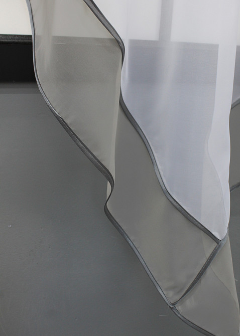 Кухонна фіранка VR-Textil № 029к сірий із білим 300х170 см (59-954) Київ - фото 3