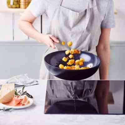 Сковорода GreenPan Evolution Вок 28 см 3,6 л чорний (CC006388-001) Винница