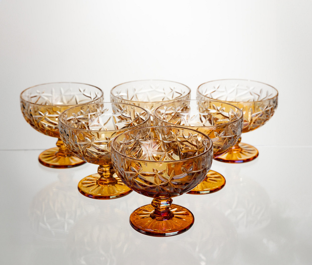 Набір креманок на ніжці 6 штук 340 мл скляні Золотистий Yiwu HP-19-193 Київ - фото 1