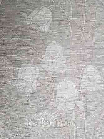 Шпалери вінілові Lutece Melody 51197007 квіти троянди дзвіночки листя білі бежеві на світло-сірому тлі Київ