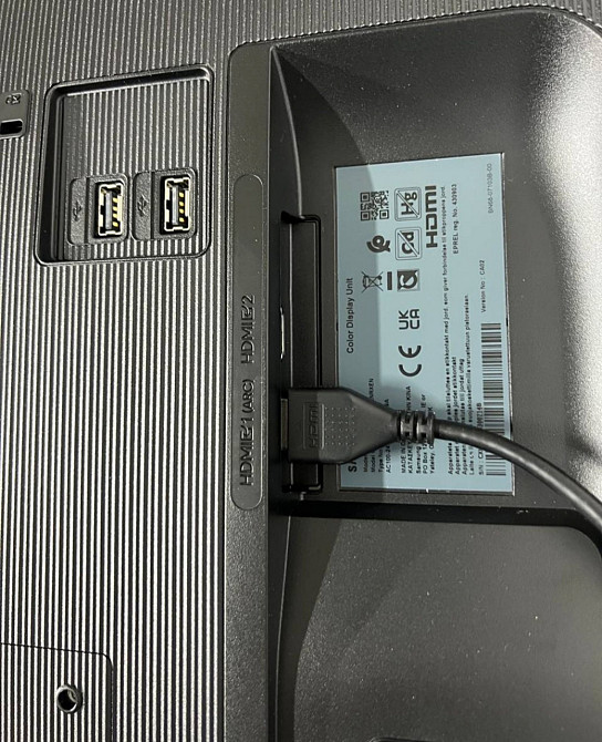 Універсальний монітор-телевізор Samsung S32AM502NR з діагоналлю 32 дюйми Харків - фото 3