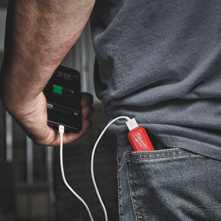 Акумулятор Li-Ion Повербанк 2,1А PPS-301 с зарядним пристроєм USB L4 MILWAUKEE 4932493335 Одеса - фото 2