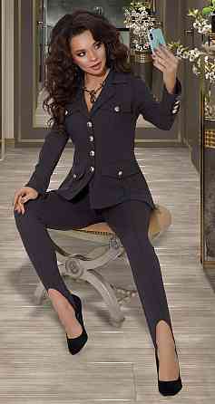 Костюм зі штанами (42) Київ