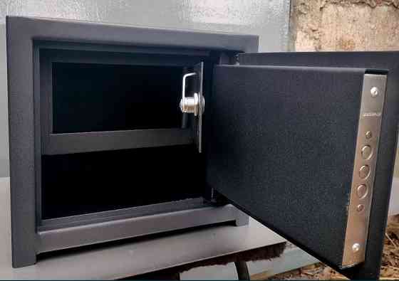 Сейф для дома.Хранение Пистолета , оружейный! Киев