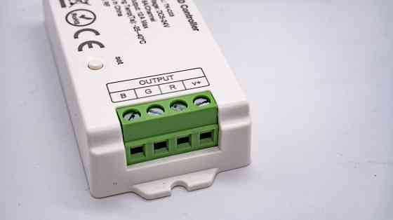 Smart Systems group LED контролер RGB DC5-24V, 12A, RF 2.4G Smart Systems Київ