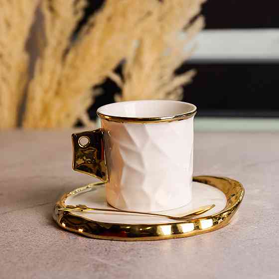 Чашка порцелянова для кави 200 (мл) з блюдцем і ложкою, гарна чашка в подарунок Білий із золотом FM-1B Коломия