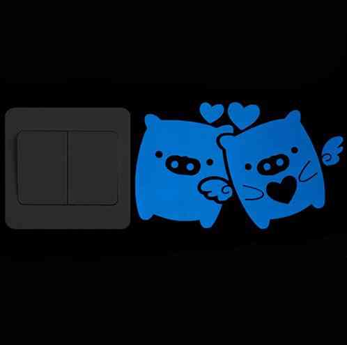 Світна наклейка на вимикач Київ