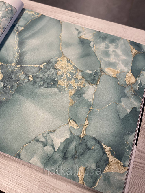 Обои метровые виниловые на флизелине A.S.Creation Elite of Shades 1.06x10 под мрамор зеленые с золотом 78657-1 Киев - изображение 1