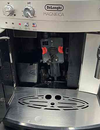 Кавомашина Delonghi Magnifica. Київ