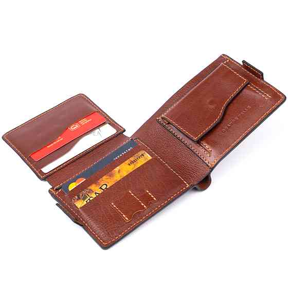 Портмоне горизонтальное Amico на магните на два отделения GRANDE PELLE 11322 Коньячное Киев