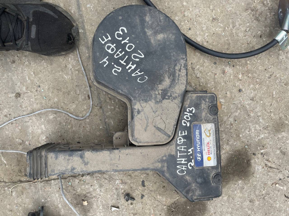 Повітрозабірник Hyundai Santa Fe 2012-2018 Київ - фото 1