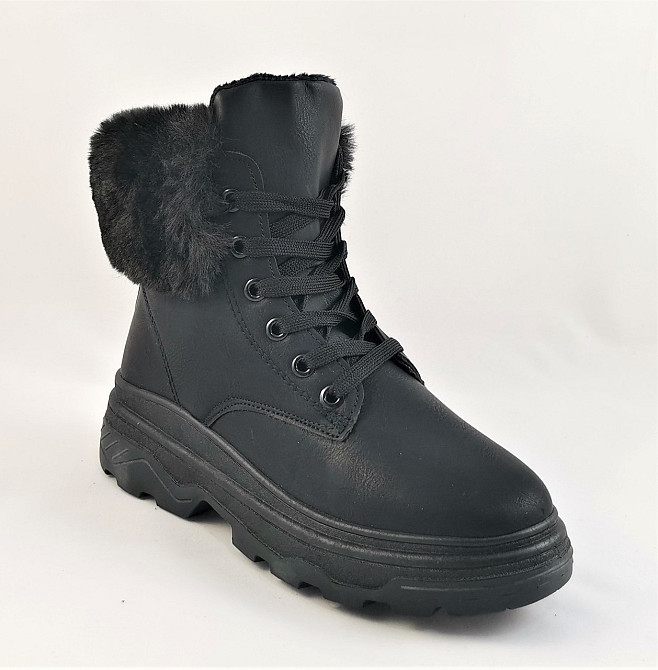 Жіночі Зимові Кросівки Черні на Хутрі Напівчоботи (розміри: 38) ВідеоОбзор — 1-1 Дніпро - фото 3