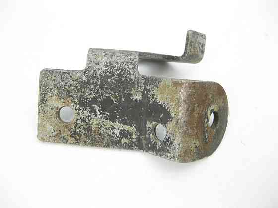 VAG  8E0971845E Кронштейн джгута проводів моторного відсіку Audi A4 A6 Seat Exeo VW Passat Skoda Superb Одесса