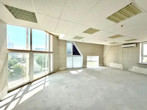 Офіс в центрі міста, 4 і 5 поверх. Своя тераса, 2 ліфта, опалення автономне Газ Дніпро