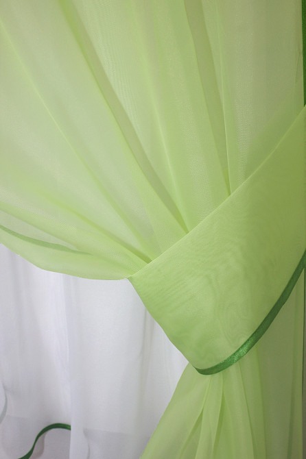 Кухонний комплект VR-Textil № 058к шторки і тюль з ламбрекеном салатовий з білим 270х170 см (50-497) Київ - фото 3