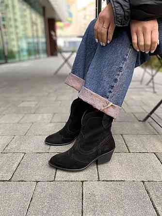 KATI SHOES Черевики жіночі KATI SHOES 407 чорні (весна-осінь, замша натуральна) (6063) Коломия