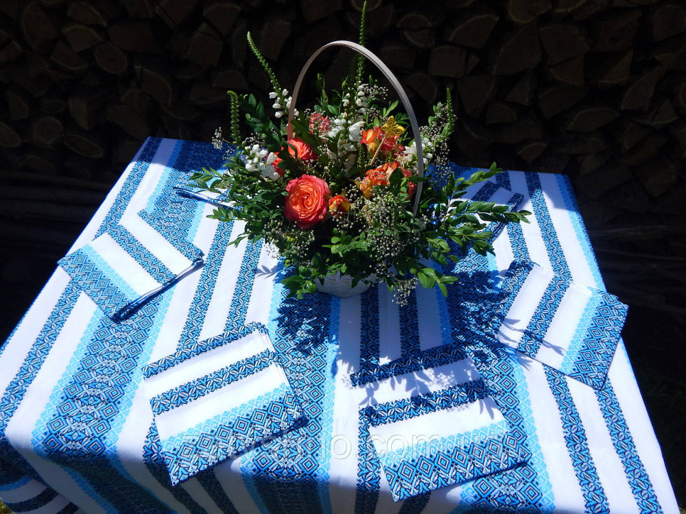 Синя скатертина вишита і серветки Київ - фото 1