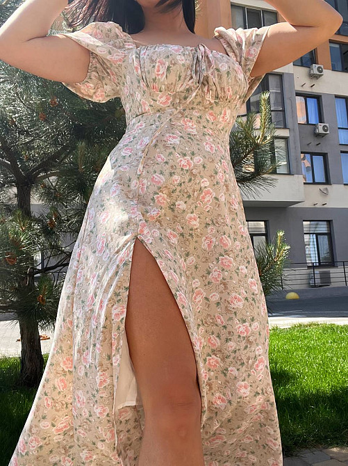Платье женское летнее A-N 2669 цветочный принт разрез шнурок на груди длинное бежевое, бежевый, M Киев - изображение 8