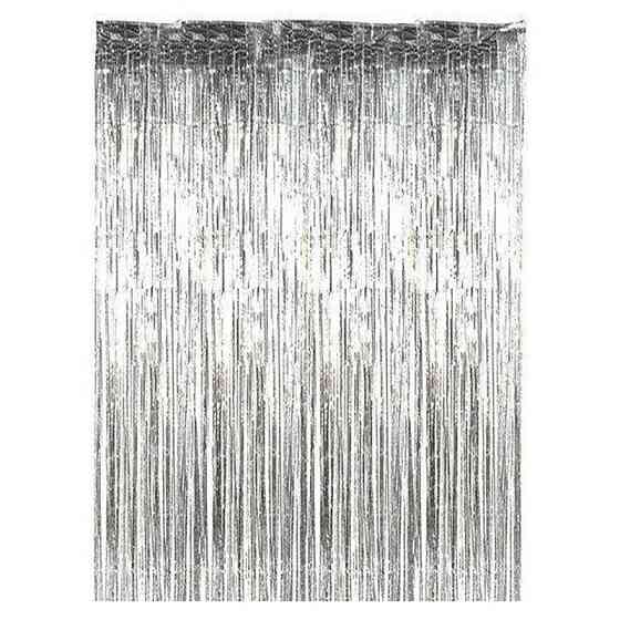 Фольгована шторка срібляста дощик для фотозон "Срібло", дощик для фотозони Кам'янець-Подільський