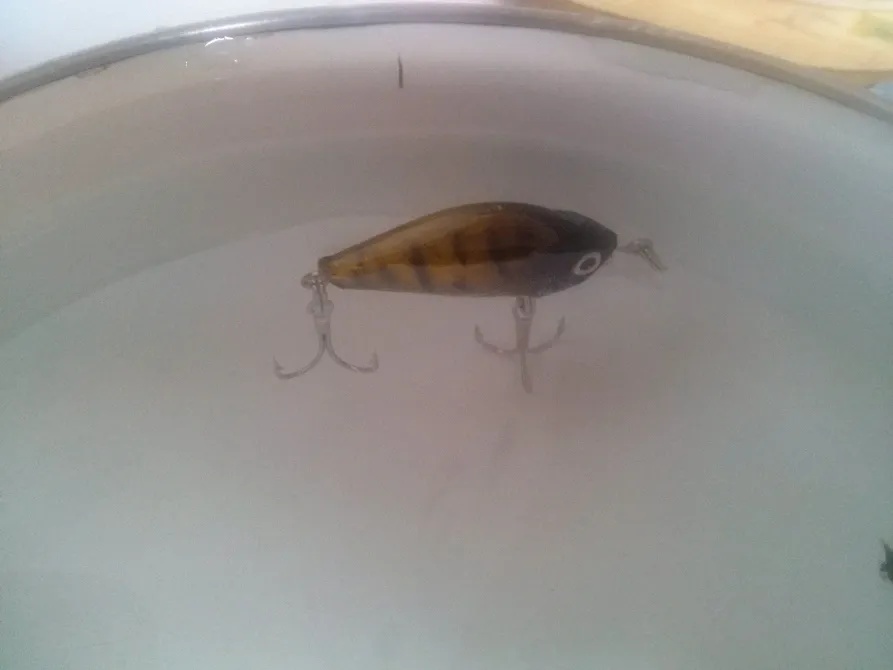 Воблер 3.59 гр. 4.5 см. Плавающий Киев - изображение 2