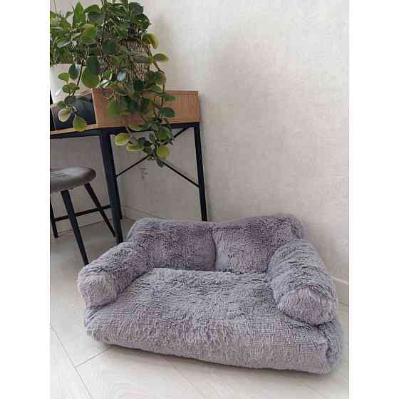 Хутряний диван лежак для собак і кішок спальне місце для тварин знімни Incor сірий 10079 Київ