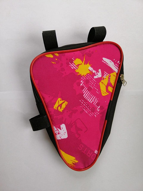 Сумка велосипедная на раму   (вертикальная)   (mod:1, черно-красная)   AI Мукачево - изображение 1