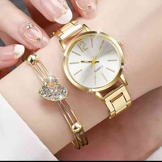 Подарунковий набір для жінок Серце з камінням наручний годинник каблучка каблучка браслет намисто та сережки золотий Київ