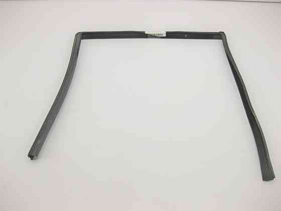 Mercedes-Benz  A2037350625 Ущільнювач опускного скла задніх лівих дверей C-Class S203 універсал Одеса