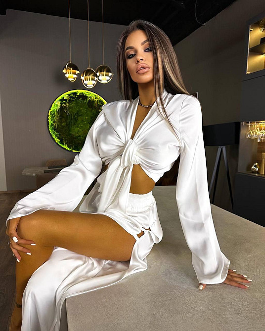 Женский стильный романтичный костюм шелк армани Белый Одесса - изображение 1