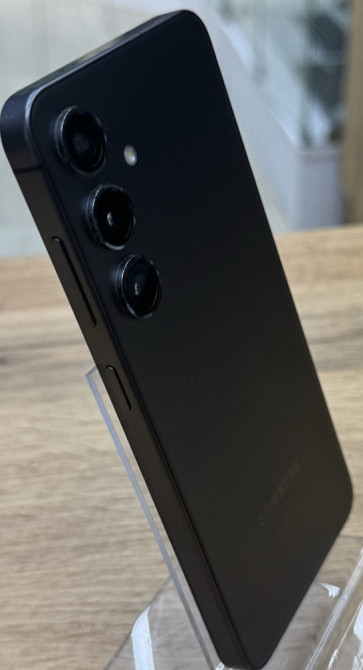 Смартфон Samsung S24 128Gb. Київ - фото 4