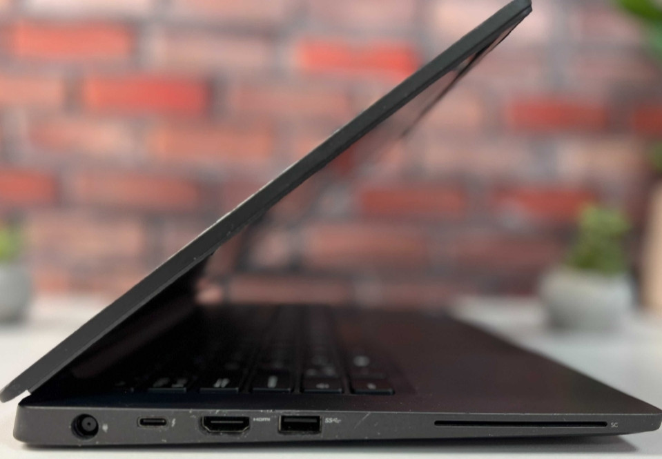 Ноутбук DEll Latitude 7300-i5-8365U-16Gb. DDR4 +SSD512-13 