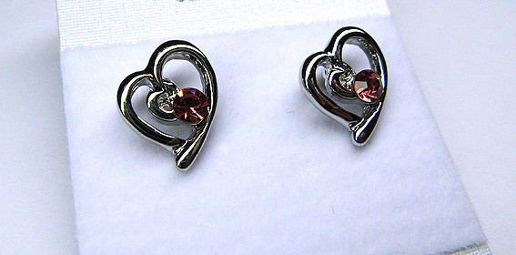 Серьги гвоздики женские Сердечки Киев - изображение 1