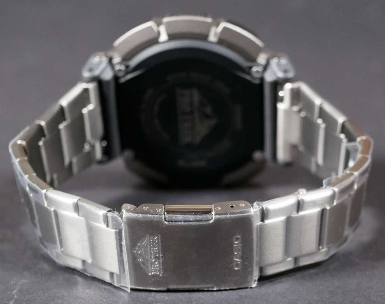 С компасом Casio PRG-340T-7 Titanium ProTrek. Харьков - изображение 3