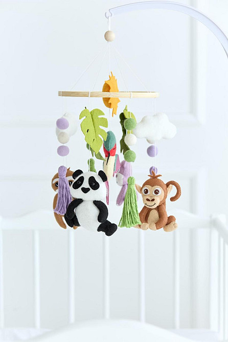 Дитячий мобіль на ліжечко для немовлят WoollyFox "Подорож у джунглі: панда, колібрі, мавпочка, бегем Київ - фото 1