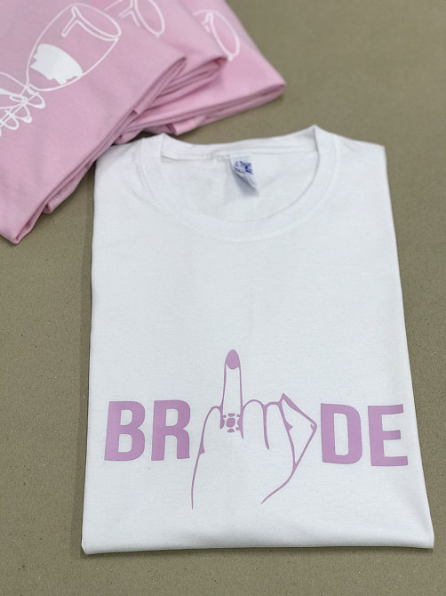 Футболки на девичник для невесты и ее подружек с бокалом вина. Черновцы - изображение 2