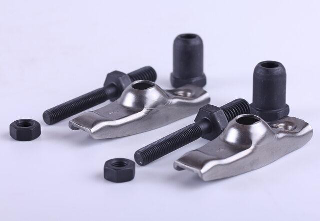 Коровина + к-т на 2 клапани: шпильки, гайки, гвинти — мотоблок 177F Мукачево - фото 1