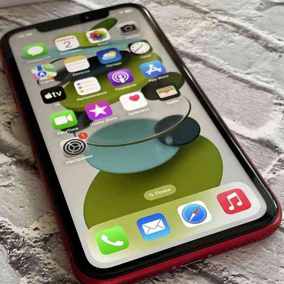 Айфон iPhone 11 64GB Red Neverlock. Киев