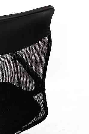 Стілець офісний Свіфт, чорний Киев