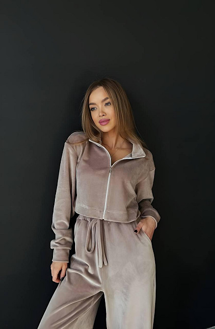 Жіночий прогулянковий плюшевий костюм-двійка: кофта та штани Бежевий, 42/46 Одеса - фото 1