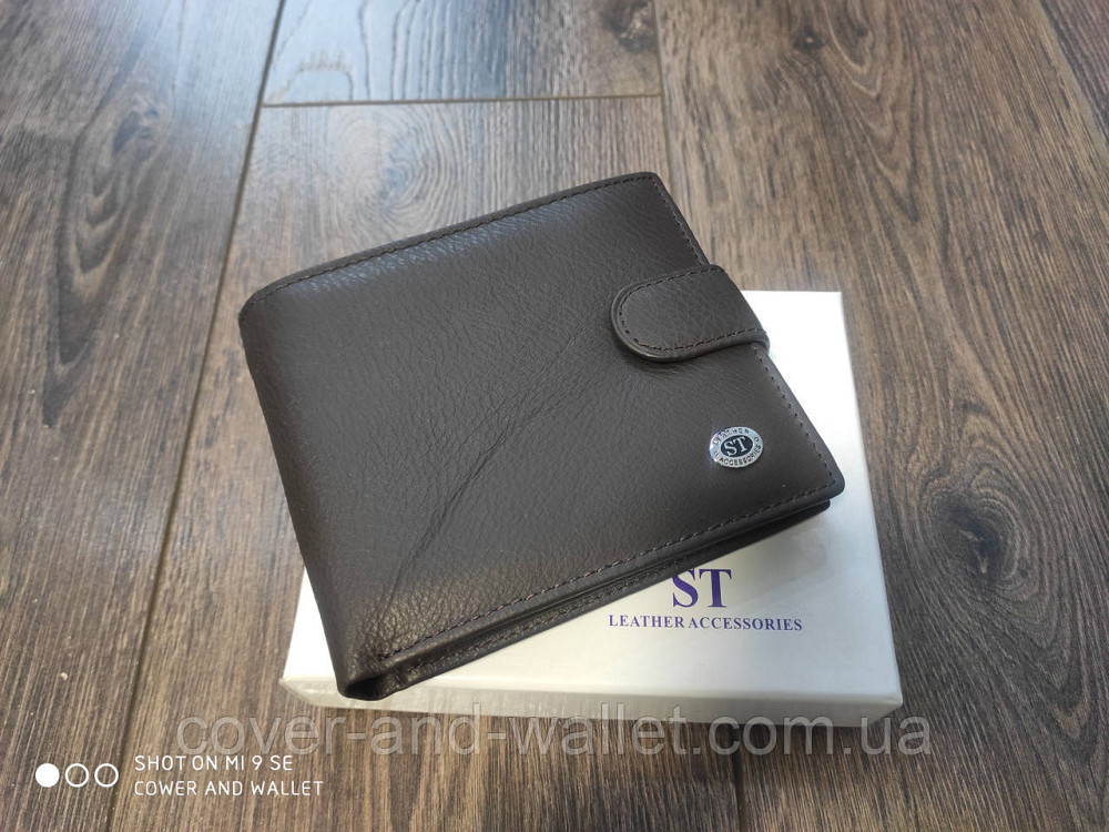 Мужское портмоне из высококачественной кожи коричневого цвета на кнопке Boston Киев - изображение 2