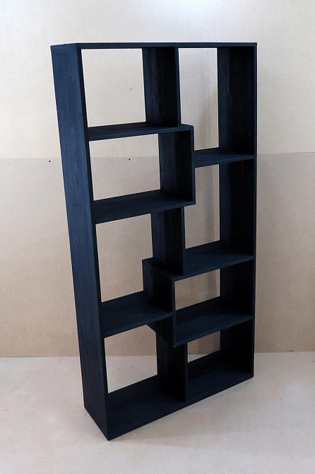 Книжный стеллаж 