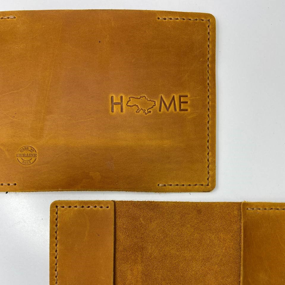 Паспортниця Руда Home шкіряна, модна обкладинка на паспорт, практичний чохол зі шкіри з тисненнямMasterSem Київ - фото 1