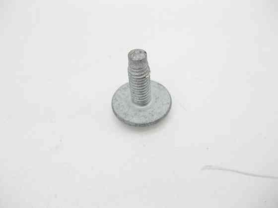 Mercedes-Benz  A0089907004 Болт з головкою торкс T30 та різьбленням М6 x 18,8 mm Одеса