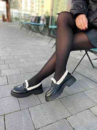 PLPS Лофери жіночі PLPS чорні натуральна шкіра низький хід 36-41 ( -1) Коломыя