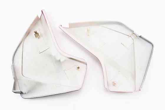 пластик - бічний середній лів, прав к-кт 2шт ЧЕРВОНИЙ Київ